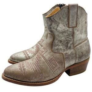 Matisse Remington Handmade Distressed All Leather Metallic Short Western Boot 10